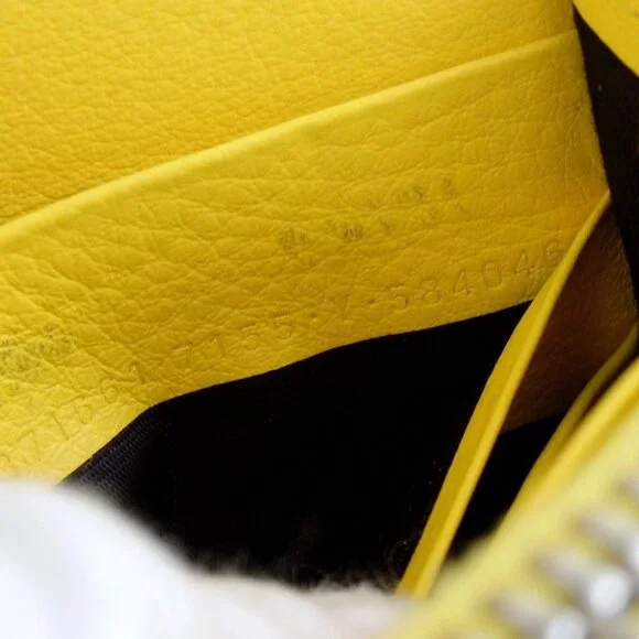 Authentic BALENCIAGA 371661・7155・Y・584046 Paper manny purse leather [Used] - Picture 15 of 15